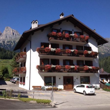 Garni Mariolina Bed & Breakfast Falcade Dış mekan fotoğraf