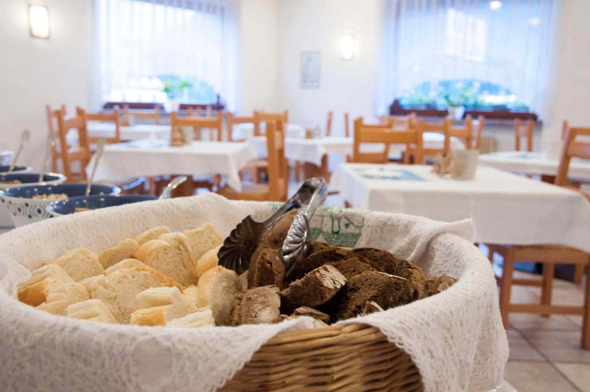 Garni Mariolina Bed & Breakfast Falcade Dış mekan fotoğraf
