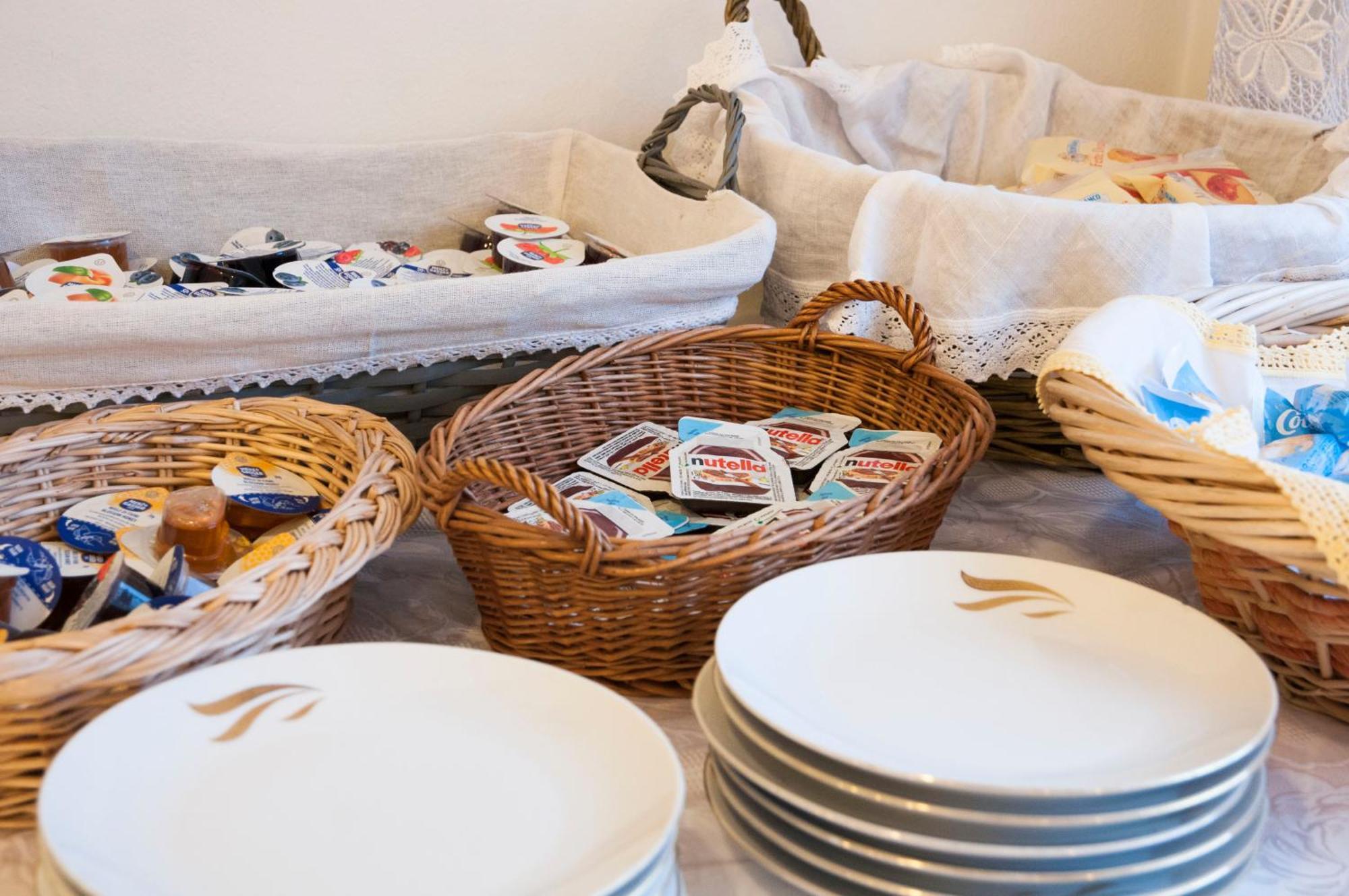Garni Mariolina Bed & Breakfast Falcade Dış mekan fotoğraf