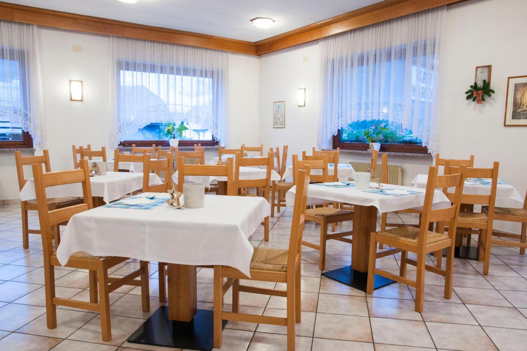Garni Mariolina Bed & Breakfast Falcade Dış mekan fotoğraf