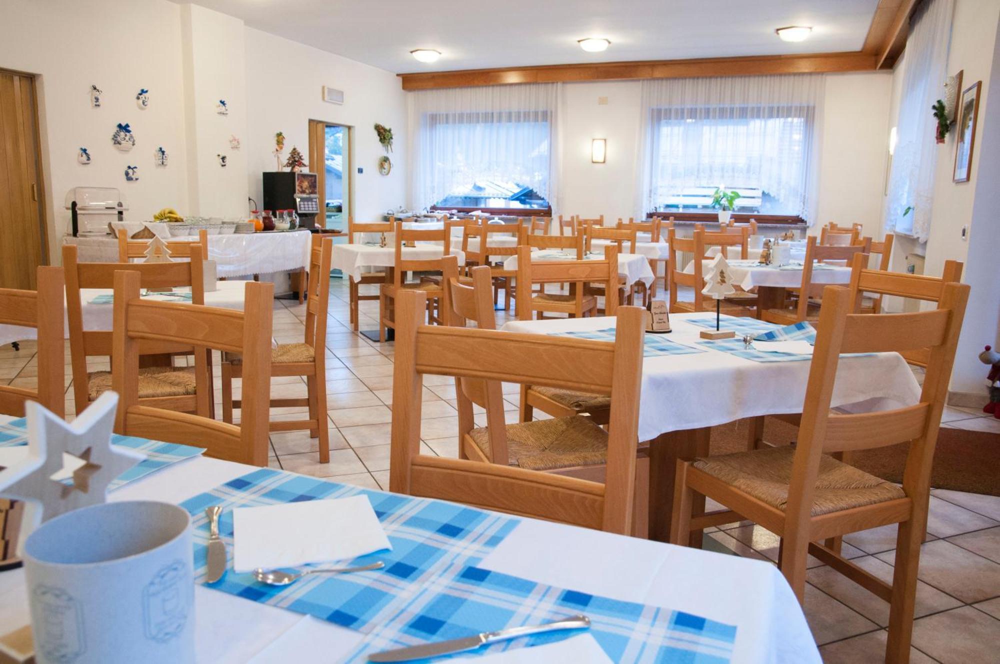 Garni Mariolina Bed & Breakfast Falcade Dış mekan fotoğraf