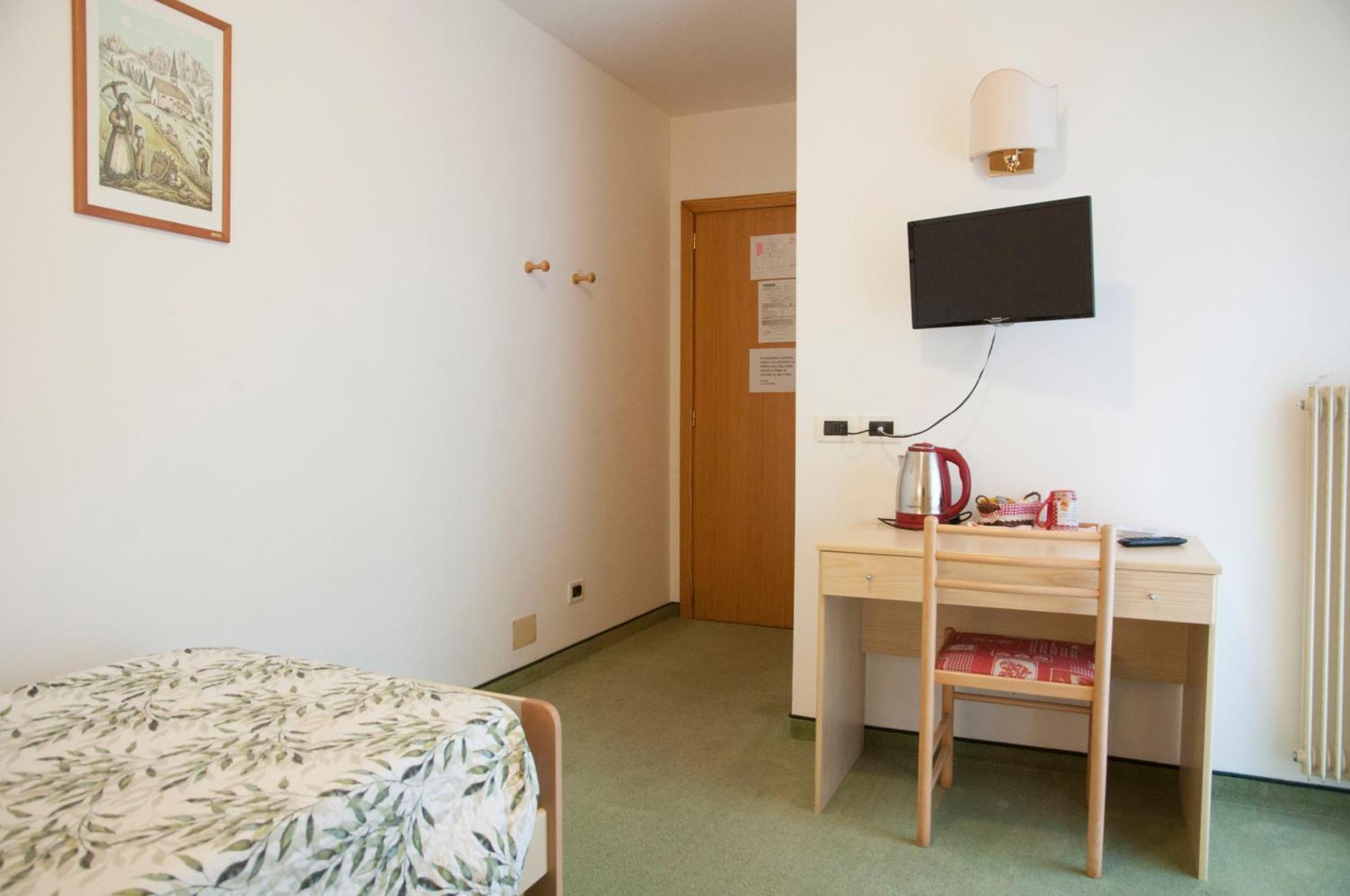 Garni Mariolina Bed & Breakfast Falcade Dış mekan fotoğraf