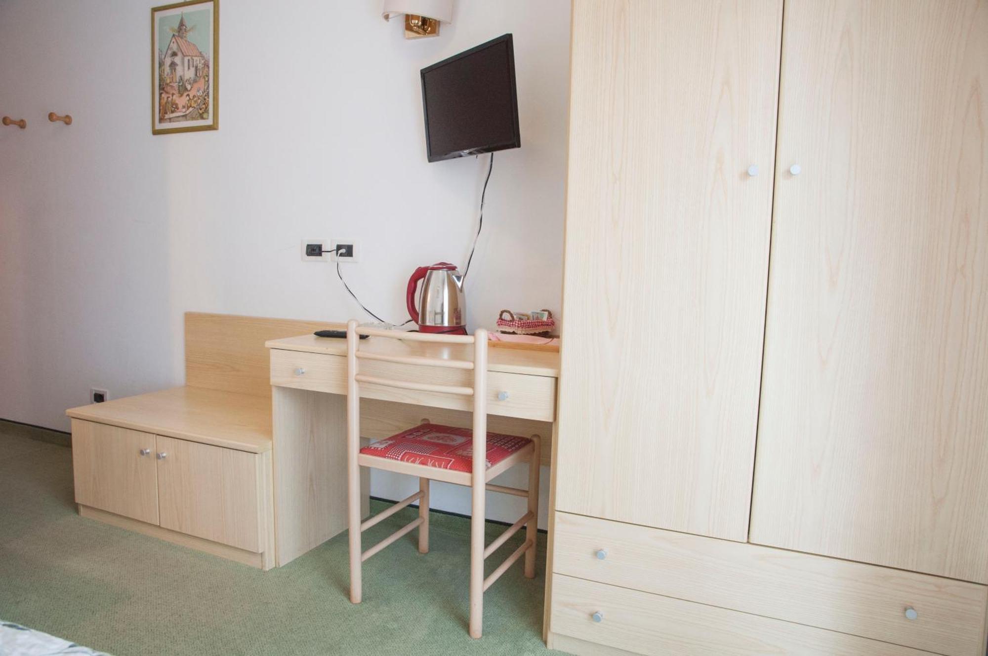 Garni Mariolina Bed & Breakfast Falcade Dış mekan fotoğraf
