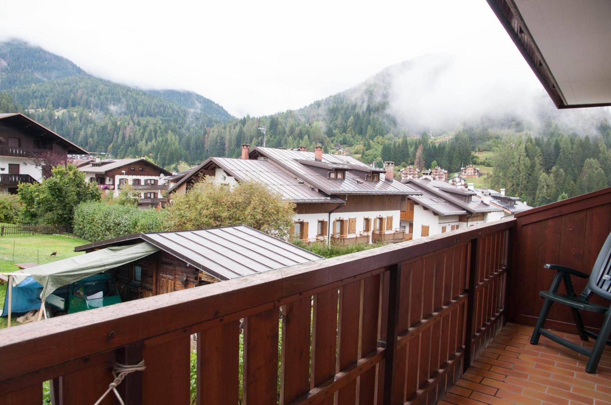 Garni Mariolina Bed & Breakfast Falcade Dış mekan fotoğraf